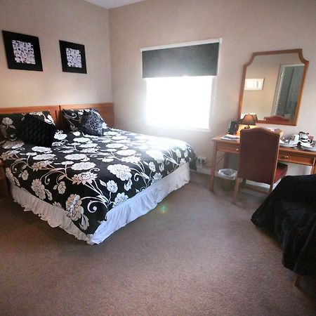 Oyo Thistle Hotel Perth Ngoại thất bức ảnh